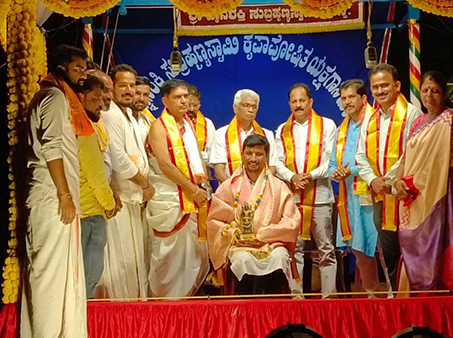 ಯಕ್ಷಧ್ರುವ ಪಟ್ಲ ಫೌಂಡೇಶನ್ ಟ್ರಸ್ಟ್ ಉಡುಪಿ ಘಟಕದ ವತಿಯಿಂದ ಶ್ರೀ ದೇವಿ ಮಹಾತ್ಮೆ ಯಕ್ಷಗಾನ ಬಯಲಾಟ