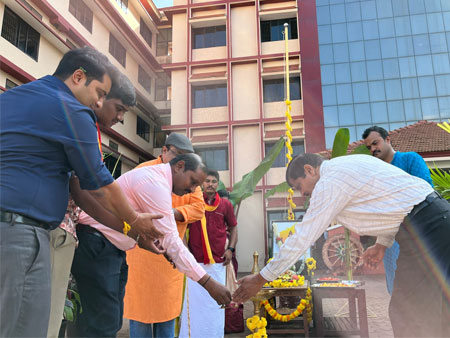 ವಿವಿಧ ರಾಜ್ಯಗಳ ವಿದ್ಯಾರ್ಥಿಗಳು ಒಂದಾಗಿ ಕಲಿಯುವ ಈ ನೆಲದಲ್ಲಿ ಭಾಷೆ ಒಗ್ಗೂಡಿಸಲಿ, ಮನಸ್ಸು ಬೆಳಗಲಿ – ವಿವೇಕ್ ಆಳ್ವ