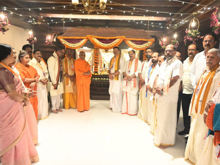 ಪುಣೆ ಶ್ರೀ ಗುರುದೇವ ಸೇವಾ ಬಳಗ, ವಜ್ರಮಾತ ಮಹಿಳಾ ವಿಕಾಸ ಕೇಂದ್ರ : ಯಶಸ್ವಿಯಾಗಿ ನಡೆದ 22 ನೇ ವಾರ್ಷಿಕೋತ್ಸವ