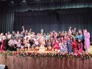 ಮಂಗಳೂರು ವಿವಿ ಅಂತರ ಕಾಲೇಜು ಸಾಂಸ್ಕೃತಿಕ ಸ್ಫರ್ಧೆಯಲ್ಲಿ ಆಳ್ವಾಸ್ ಸಮಗ್ರ ಚಾಂಪಿಯನ್ಸ್