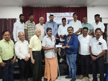 ರೋಟರಿ ಕ್ಲಬ್ ಕಾರ್ಕಳ : ವೈದ್ಯಕೀಯ ವೆಚ್ಚಕ್ಕೆ ಧನ ಸಹಾಯ