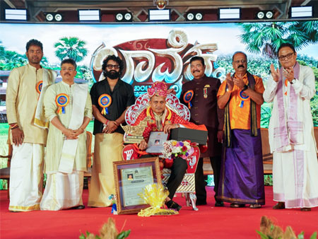 ಯುಎಇ ಬಂಟ್ಸ್ : ಅದ್ದೂರಿಯಾಗಿ ನಡೆದ 48 ನೇ ವರ್ಷದ ಕೂಡುಕಟ್ಟ್ “ಭಾವೈಕ್ಯ” ಬಂಟರ ಸಮಾಗಮ ಕಾರ್ಯಕ್ರಮ