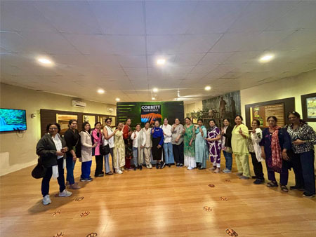 ಬಂಟರ ಸಂಘ ಮುಂಬಯಿಯ ಜೋಗೇಶ್ವರಿ ದಹಿಸರ್ ಪ್ರಾದೇಶಿಕ ಸಮಿತಿಯ ಮಹಿಳಾ ವಿಭಾಗದ ವತಿಯಿಂದ ಧಾರ್ಮಿಕ ಸ್ಥಳ ಹಾಗೂ ಪ್ರೇಕ್ಷಣೀಯ ತಾಣಗಳ ಪ್ರವಾಸ