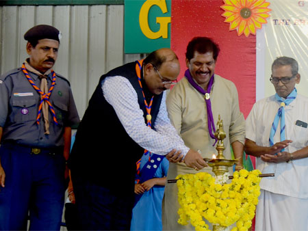 ಜಿ ಎಮ್ನಲ್ಲಿ ಸ್ಕೌಟ್ಸ್ ಮತ್ತು ಗೈಡ್ಸ್ ಶಿಬಿರ