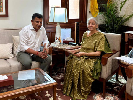 ಸಿಟಿ ಎಕನಾಮಿಕ್ ರೀಜನ್ (CER) ಯೋಜನೆಯ ವ್ಯಾಪ್ತಿಗೆ ಮಂಗಳೂರನ್ನು ಸೇರಿಸುವಂತೆ ಕ್ಯಾಪ್ಟನ್ ಮನವಿ