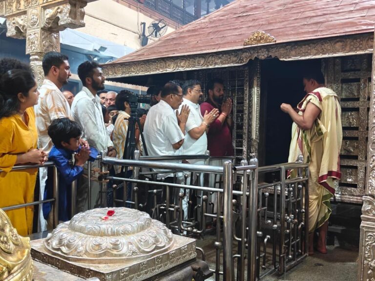 ಡಾ| ಅರುಣೋದಯ ಎಸ್ ರೈ ನಿರ್ಮಾಣದ ‘ವಿಲೇಜ್ ಬಾಯ್ಸ್’ ಚಿತ್ರಕ್ಕೆ ಮುಹೂರ್ತ