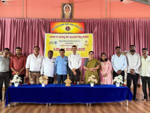 ಅಮ್ಮನ ನೆರವು ಚಾರಿಟೇಬಲ್ ಟ್ರಸ್ಟ್ : 1.75 ಲಕ್ಷ ರೂಪಾಯಿ ವಿದ್ಯಾರ್ಥಿವೇತನ ವಿತರಣೆ