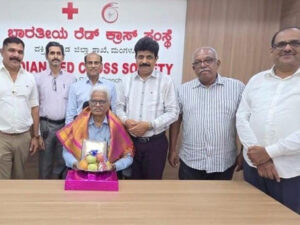 ರೆಡ್ ಕ್ರಾಸ್ ಕಾರ್ಯದರ್ಶಿ ಕಿಶೋರ್ ಚಂದ್ರ ಹೆಗ್ಡೆಯವರಿಗೆ ಬೀಳ್ಕೊಡುಗೆ