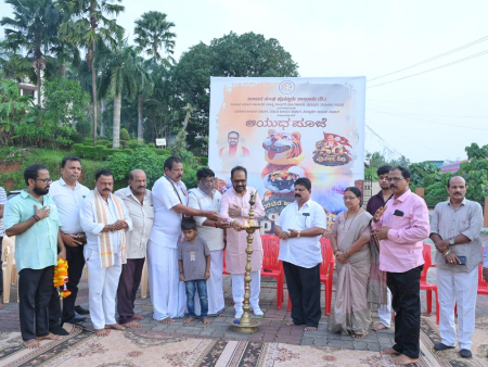 ಪುತ್ತೂರು ತಾಲೂಕು ಬಂಟರ ಸಂಘದ ಆಶ್ರಯದಲ್ಲಿ ‘ಪಿಲಿ ಪಜ್ಜೆ,’ ಆಯುಧ ಪೂಜೆ, ಭಜನೆ