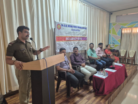 ಡಾ. ಬಿ.ಬಿ ಹೆಗ್ಡೆ ಕಾಲೇಜು ಕುಂದಾಪುರ : ರಸ್ತೆ ಸುರಕ್ಷತೆ ಅರಿವು ಕಾರ್ಯಕ್ರಮ